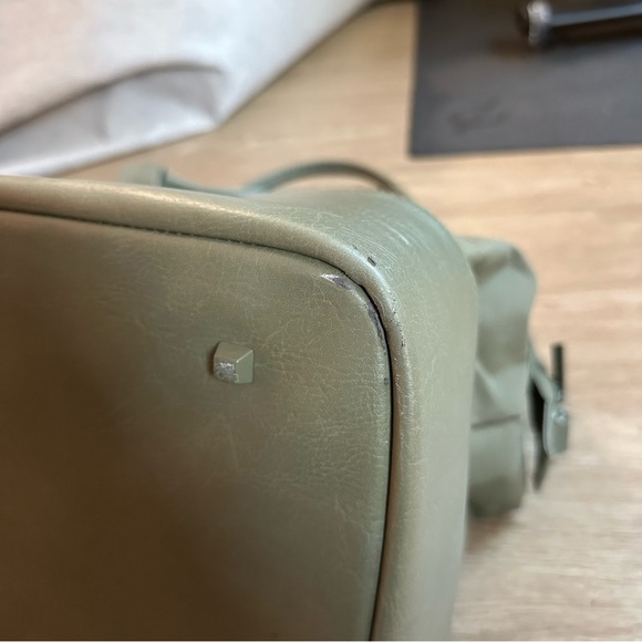 The Weekender Bag - Picture 11 of 11